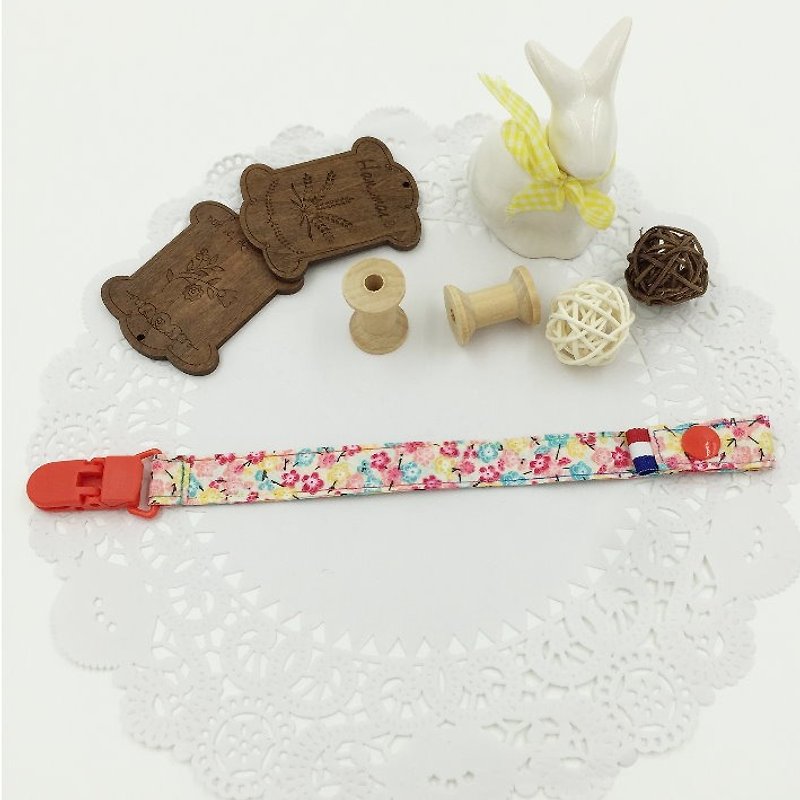 A64-Handmade clip-on pacifier chain pacifier clip full moon gift toy chain can be made vanilla pacifier full moon - ขวดนม/จุกนม - ผ้าฝ้าย/ผ้าลินิน 