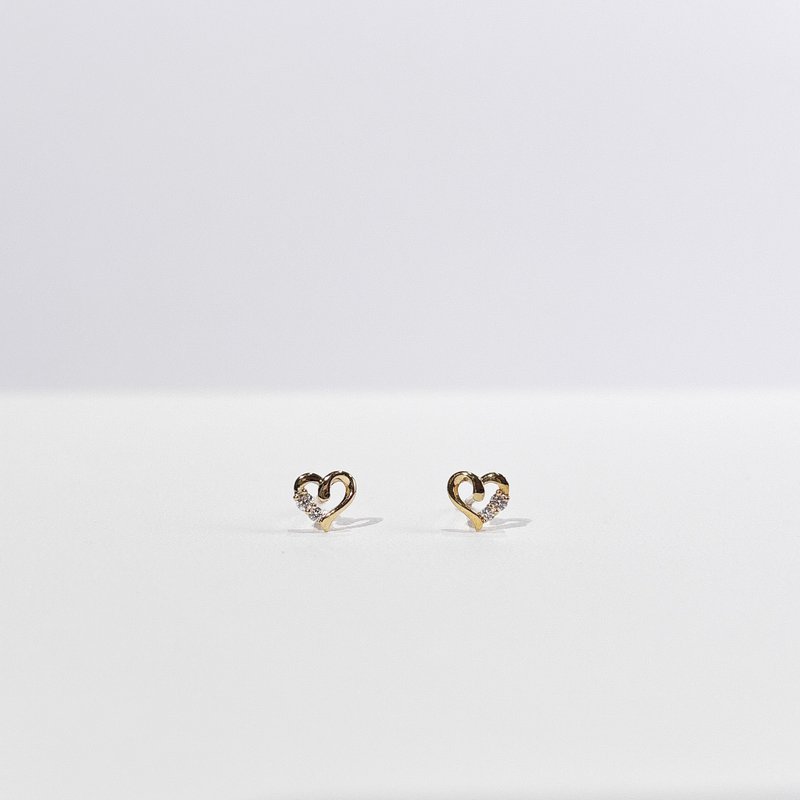 18K gold heart set diamond earrings - Earrings & Clip-ons - Precious Metals 