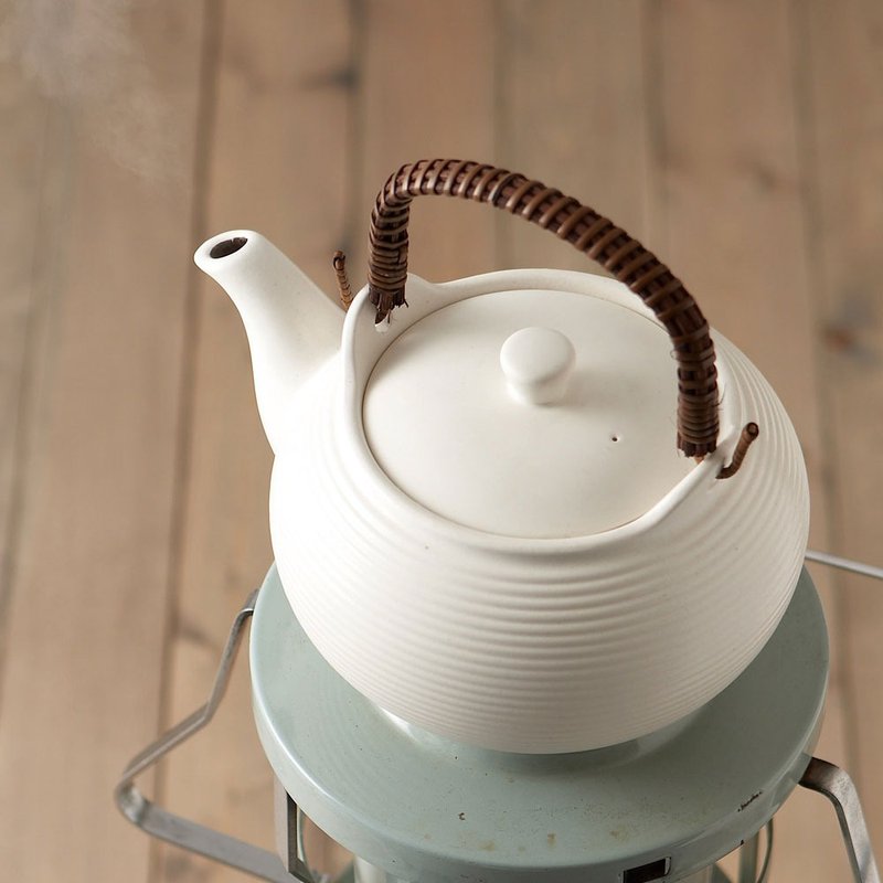 MIYAWO日本宮尾 直火系列陶土茶壺2L-禪意白 - 茶壺/茶杯/茶具 - 其他材質 白色