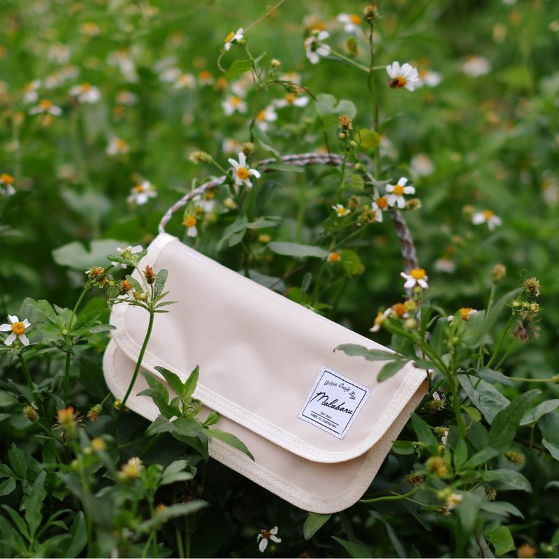 Petite cross body  bag / Cream - 手拿包 - 尼龍 多色