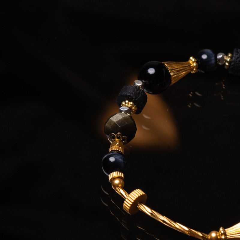 Light and shadow travel I gold obsidian volcanic Stone bracelet C1635 - สร้อยข้อมือ - เครื่องเพชรพลอย 