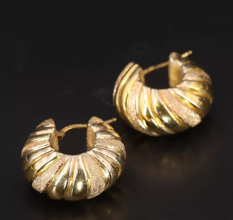 Chunky Stardust Fluted Gold Hoop Earrings - Earrings & Clip-ons - Sterling Silver Gold