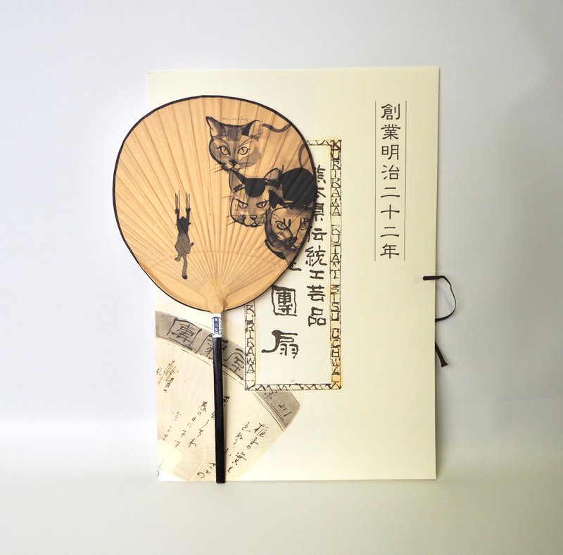 Komaru Shibu Uchiwa Trio the Cats - Wood, Bamboo & Paper - Bamboo 