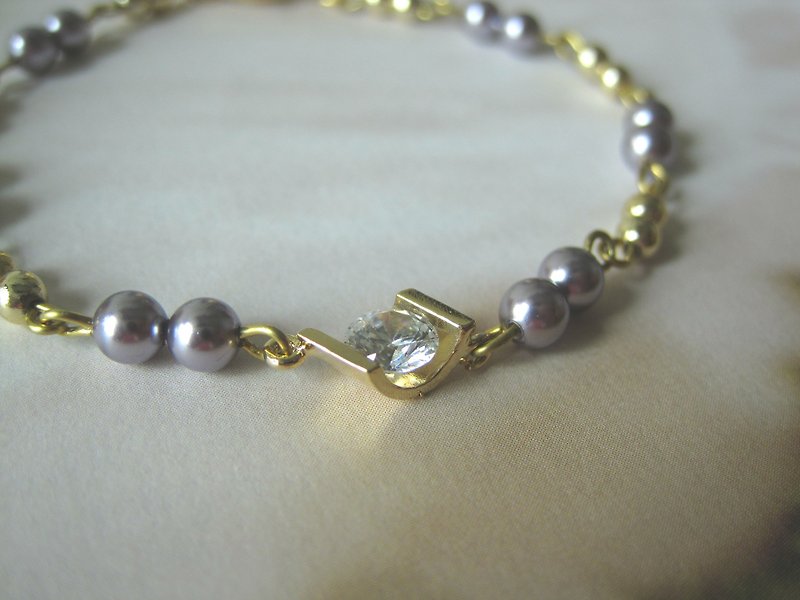 ♦ moonacy ♦  Zircon ♦ Pearl Classic Bracelet - สร้อยข้อมือ - เครื่องเพชรพลอย 