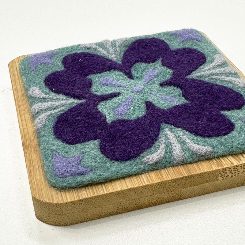 Felted Wool Taiwan Style Tile Coaster - ที่รองแก้ว - ขนแกะ สีม่วง