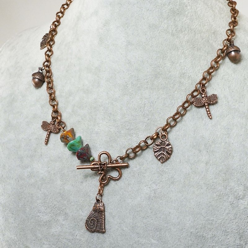 Copper Cat Necklace Green Czech Glass Kitten Multi Charm Chain Necklace Jewelry - 項鍊 - 玻璃 咖啡色
