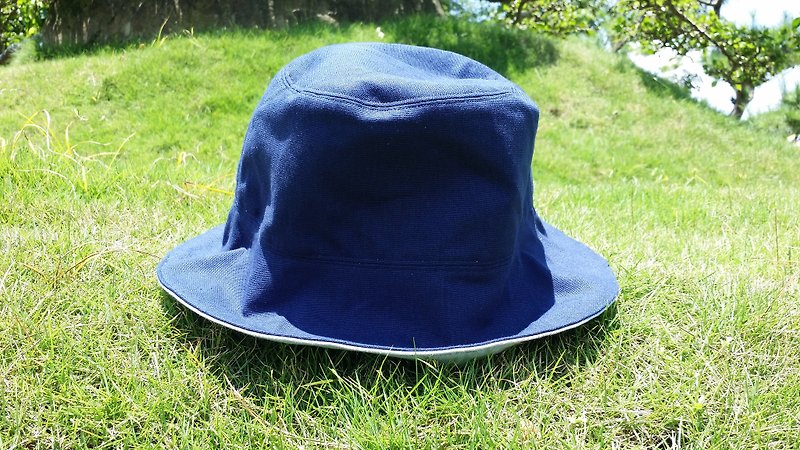 Deep blue & light blue plain-sided hat / hat / visor - หมวก - ผ้าฝ้าย/ผ้าลินิน สีน้ำเงิน