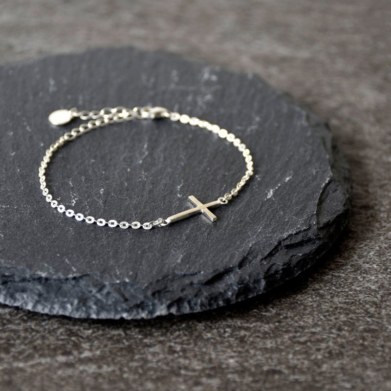 簡約幼銀十字架墜子925銀手鍊 // Tiny Sterling Silver Bracelet - 手鍊/手環 - 純銀 銀色