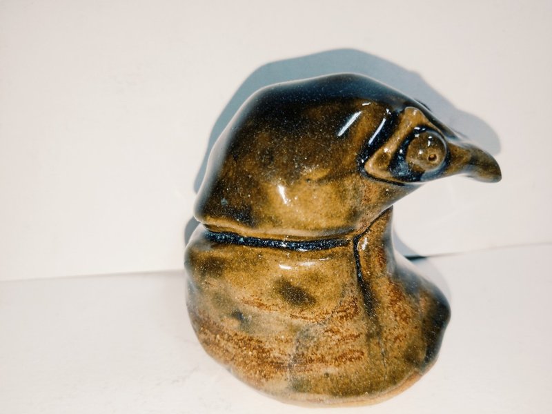 Mini Chicken Tao Pet - Items for Display - Pottery Brown