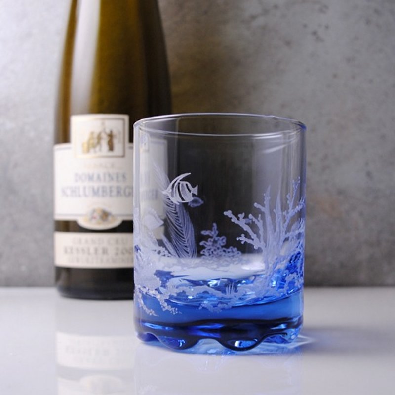 220cc【海底世界】熱帶魚 深海藍義大利威士忌杯 籃色酒杯客製化 - 酒杯/酒器 - 玻璃 藍色