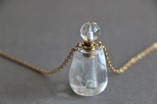 た*こ様 Vivienne Westwood　香水ボトル ネックレス Vivienne Westwood パフュームボトルネックレス ゴールド×ワイン