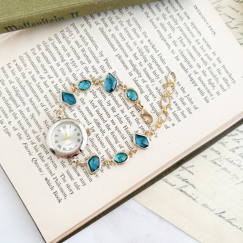 [Christmas wrapping] Willa / Sky blue glass bracelet watch LI202 - นาฬิกาผู้หญิง - โลหะ สีน้ำเงิน