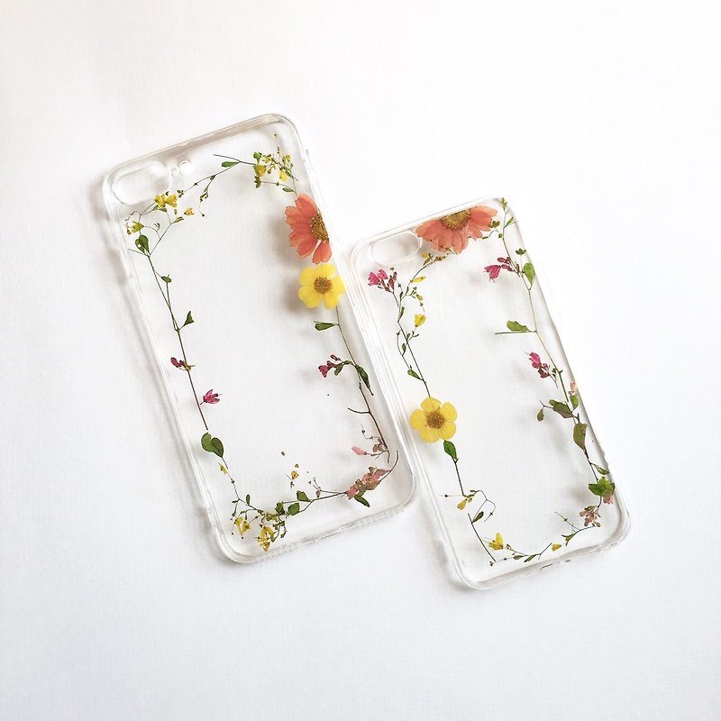 Love around you :: pressed flowers phone case - เคส/ซองมือถือ - พืช/ดอกไม้ หลากหลายสี