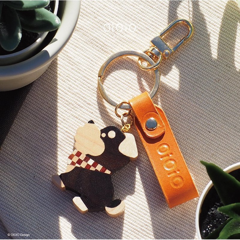 【ハンドメイド無垢材キーホルダー】森のシュナウザー / 名入れ刻印 / ギフトにおすすめ / キーホルダー / クリスマス - チャーム - 木製 