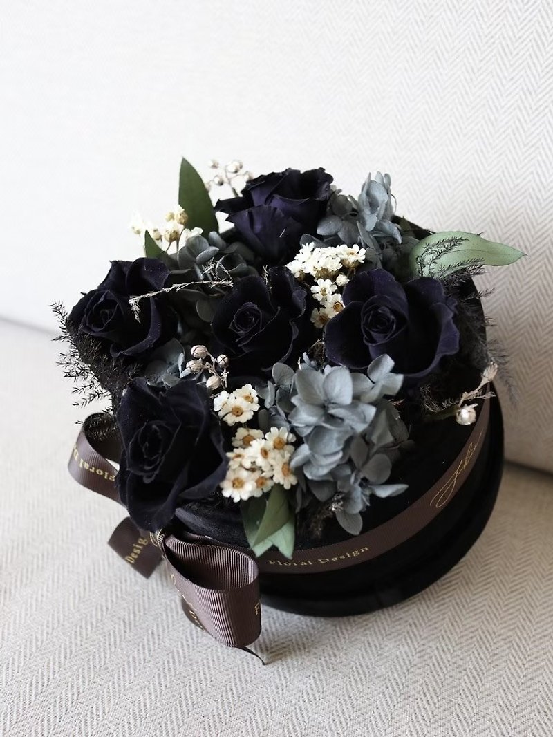 Night Black Everlasting Rose Gift Box - Dried Flowers & Bouquets - Plants & Flowers Black