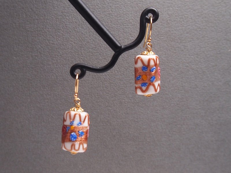 #GE527 Murano Glass Beads Earring - ต่างหู - แก้ว ขาว