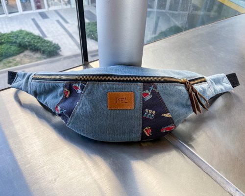   デニム クロスボディバッグ カメラバッグ Nikonとコラボした小さくてカメラの持ち運びもできるバッグ登場