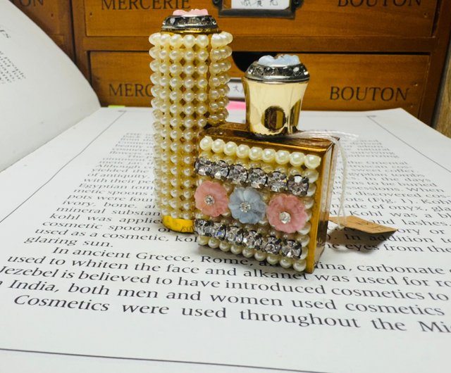 VINTAGE WIESNER of Miami LIPSTICK Case, White Pearls and store Rhinestones on Vintage Lipstick, 1950's Lipstick