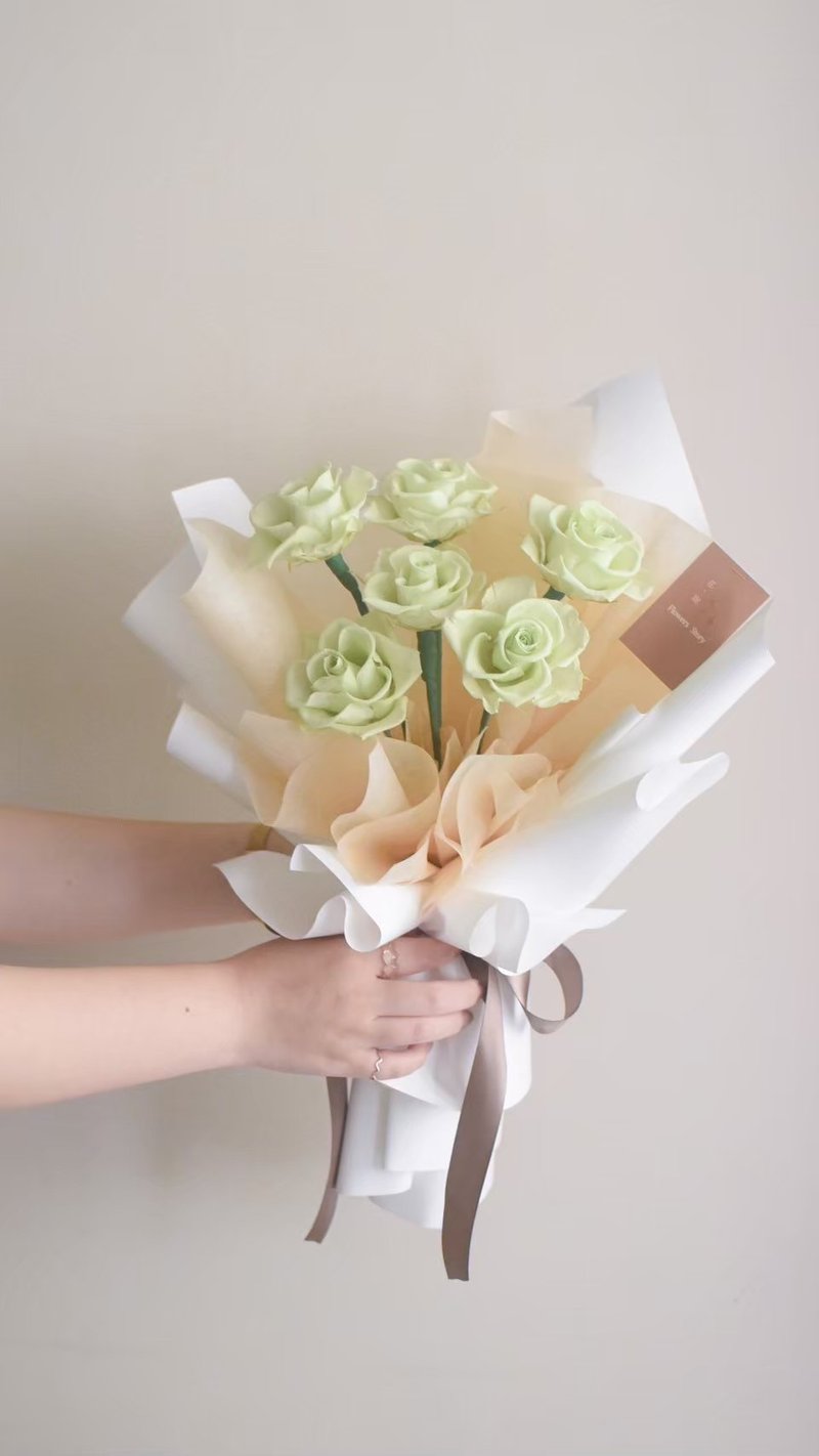 /6朵淺綠色玫瑰花束(中)/求婚 生日 情人節 七夕 教師節 聖誕節 - 乾燥花/永生花 - 植物．花 綠色