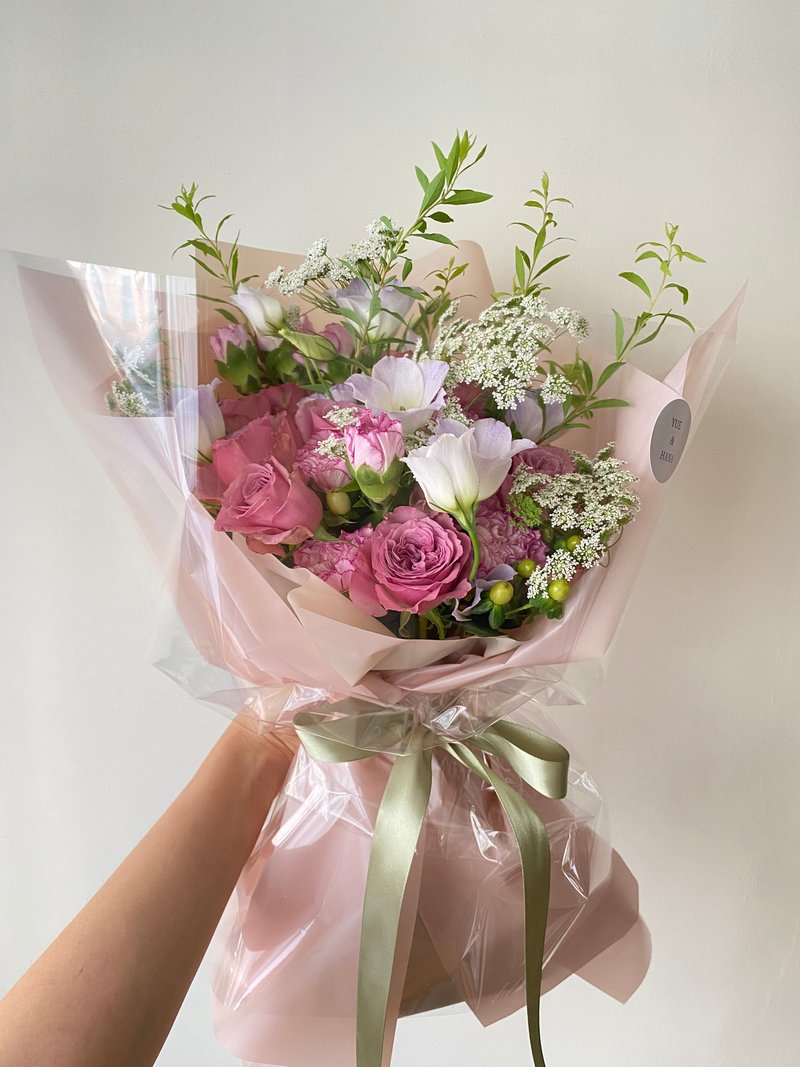 母親節鮮花束.客製花束.母親節禮物.花束客製.鮮花束 - 乾燥花/永生花 - 植物．花 多色
