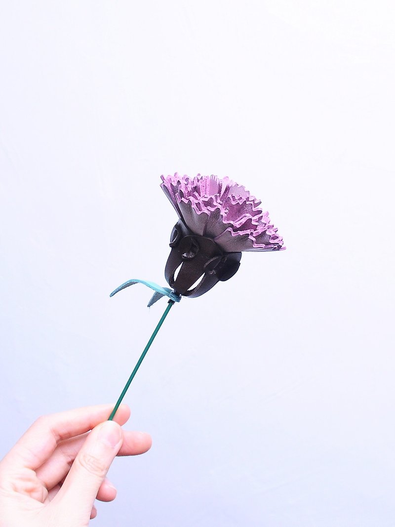 革カーネーション灰紫色の革素材バッグ刻まれた名前革の花は母の日ギフトをフェード - 革細工 - 革 パープル