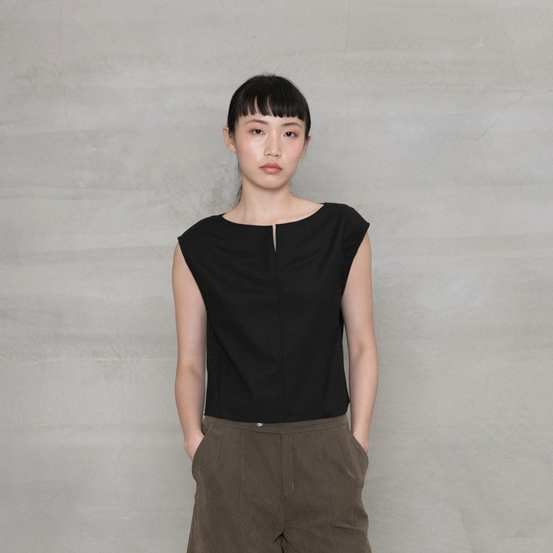 唯我主義無袖上衣 Solipsism Sleeveless Top T204 - 女上衣/長袖上衣 - 其他人造纖維 多色