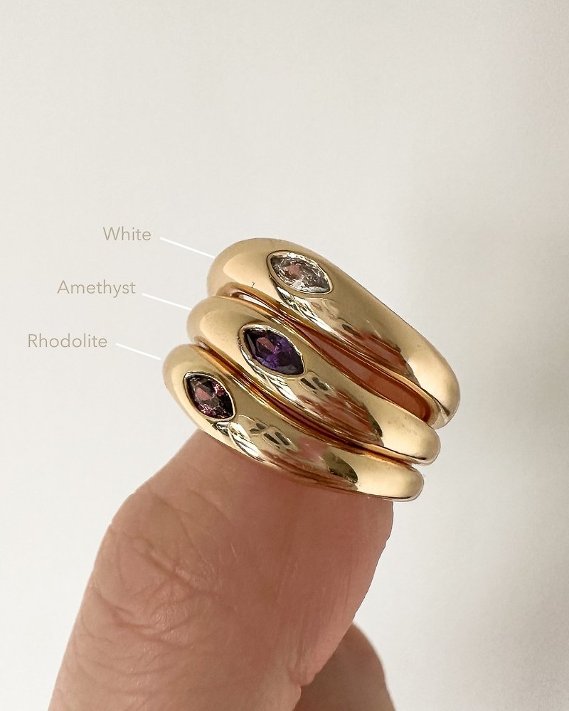 Renee Gypsy White Stackable Ring - แหวนทั่วไป - เครื่องประดับ สีทอง