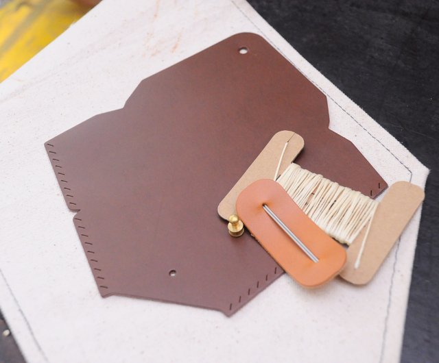 封筒型 カードホルダー しっかりステッチ レザー素材バッグ Natural ナチュラル カラー フリー レタリング 手作りバッグ カップル ギフト カードホルダー カードホルダー 名刺入れ シンプルで実用的なイタリアンレザー ベジタブルタンニングレザー レザー Diyのお供 本革
