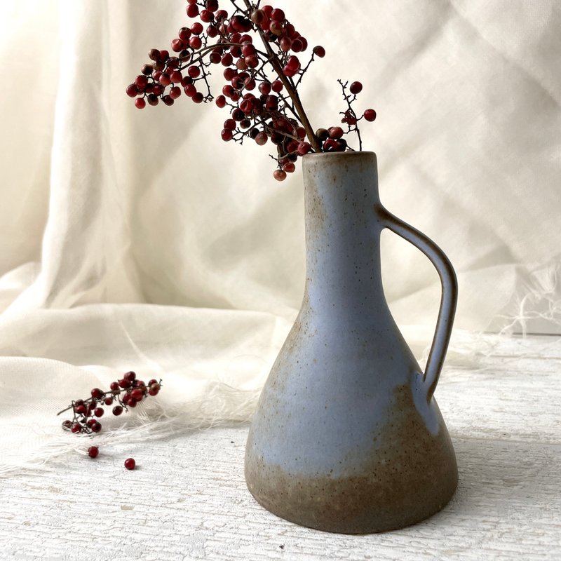 [Komaru flower vessel] A touch of starry blue in autumn, a small vase with a height of 12 cm. - เซรามิก - ดินเผา สีน้ำเงิน