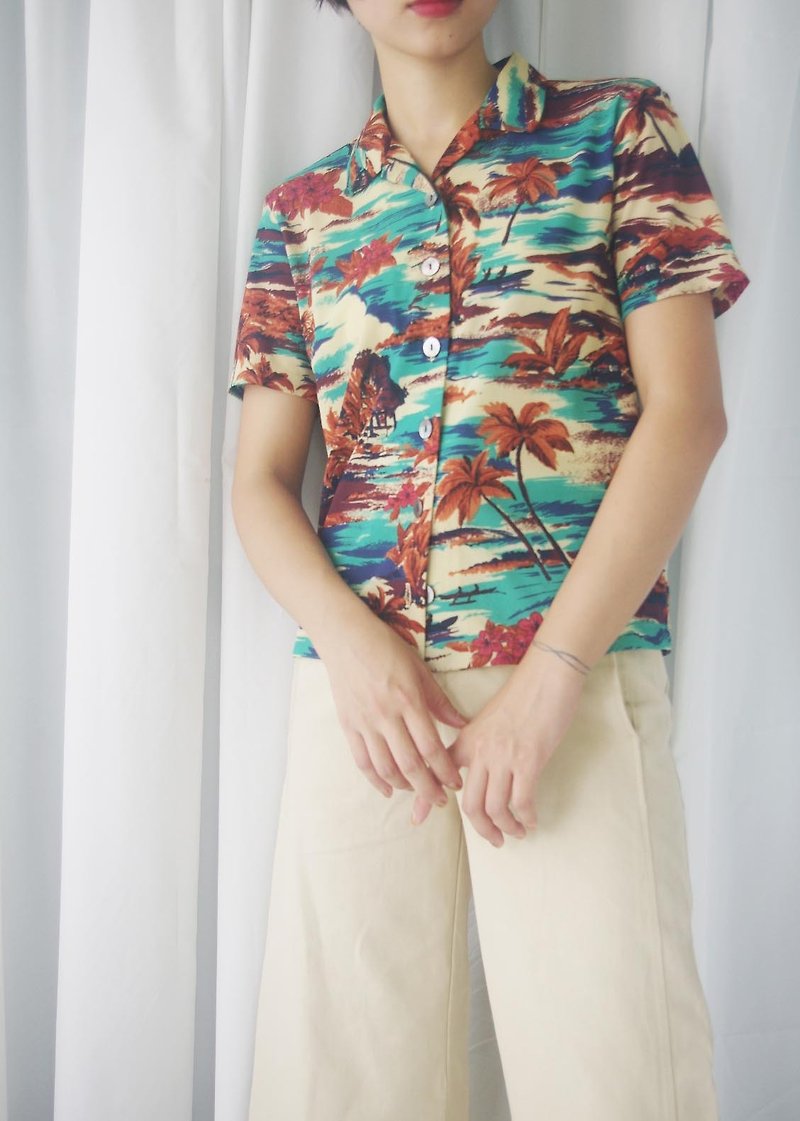 Treasure Hunting Vintage - Hawaii Summer Print Knitted Vintage Shirt - เสื้อเชิ้ตผู้หญิง - ไฟเบอร์อื่นๆ หลากหลายสี