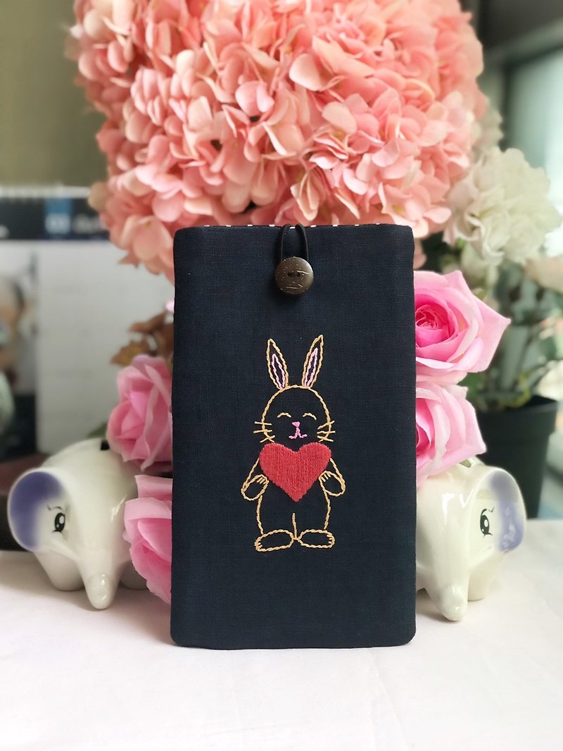 Phone sleeve,phone case,phone pouch,hand-embroidered phone sleeve - 其他 - 棉．麻 