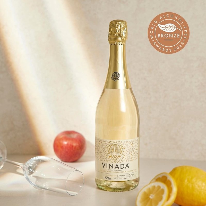 VINADA Winata Ailun non-alcoholic sparkling wine zero-alcohol white grape pure bubble VEGAN - Other - Glass Gold