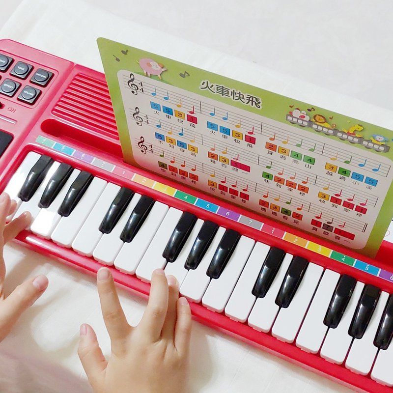 32KEY agitating music electronic keyboard | Children's Day gift Christmas gift box that can hold a tablet phone - ของเล่นเด็ก - พลาสติก สีแดง