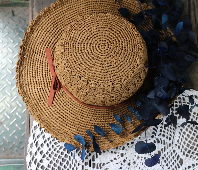 Handmade-Leisure Travel-Hand Knitted Sun Hat-Big Brim/Hand Knitted-/Birthday Gift/Couple Hat - หมวก - กระดาษ สีกากี