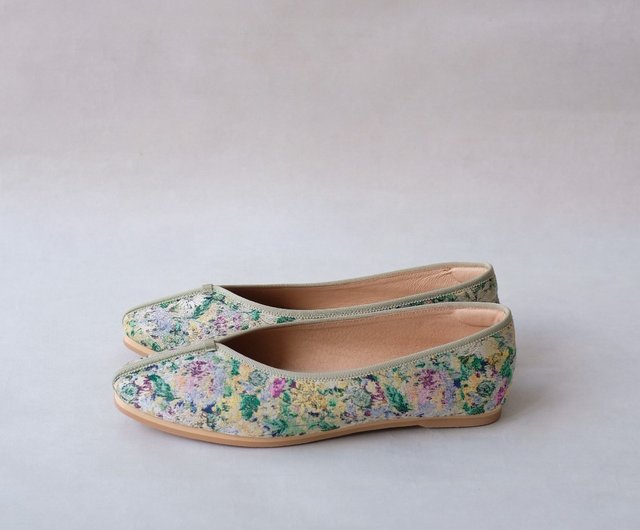 Floral-patterned Ballet Flats