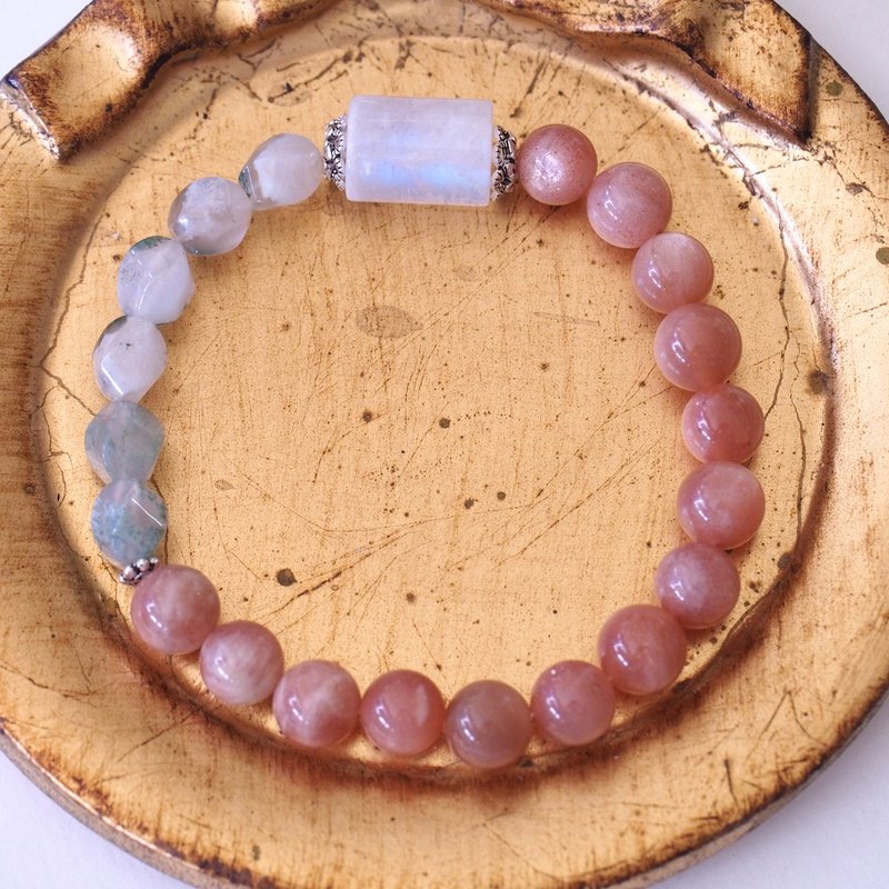 藍暈月光石 太陽石 乳苔瑪瑙 純銀 手環 Blue moonstone Bracelet - 手鍊/手環 - 半寶石 白色