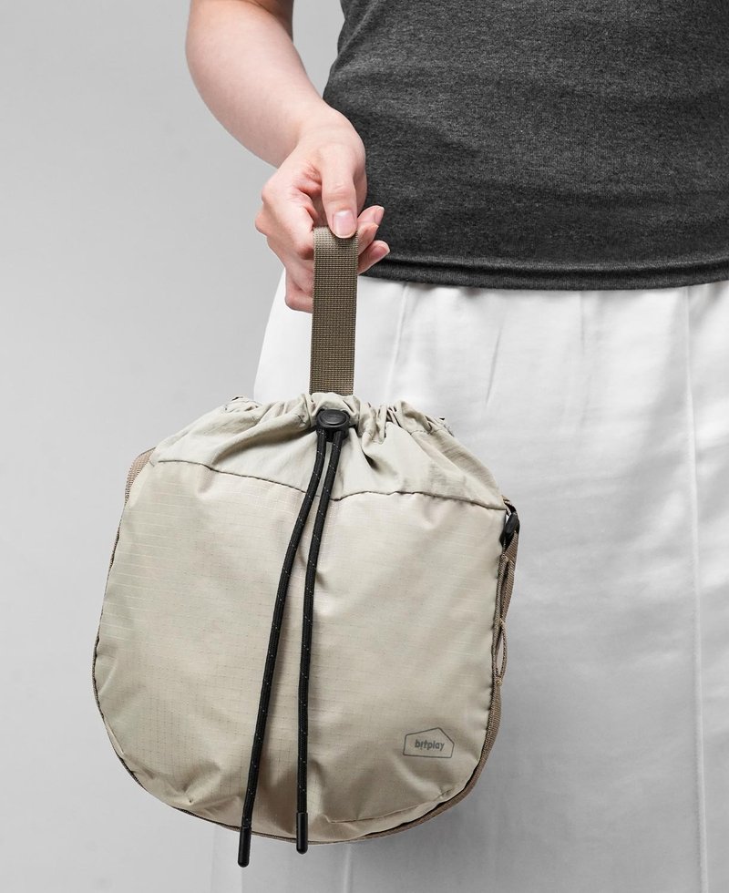【bitplay】撥水軽量ドローストリングポーチ ショルダーバッグ - ナップサック - その他の素材 多色