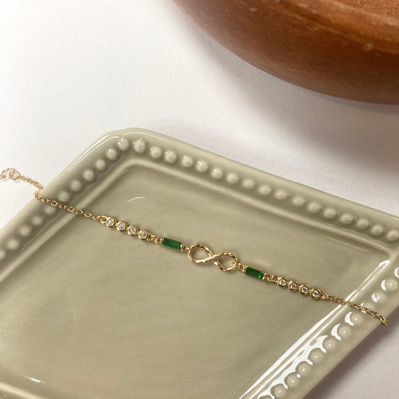 14K Gold Packed Green Stone Infinity Bracelet Bracelet Necklace 14KGF - สร้อยข้อมือ - โลหะ สีเขียว