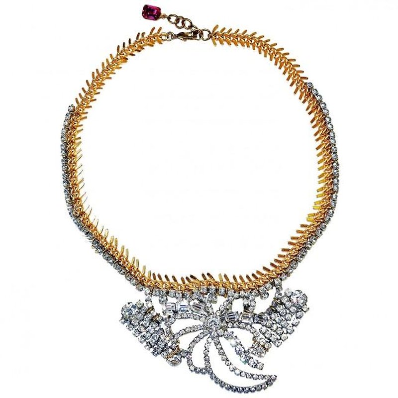 Vintage Renaissance necklace Rhinestone & fishbone brass chain statement necklace VRNL 04 - Necklaces - Other Metals Gold