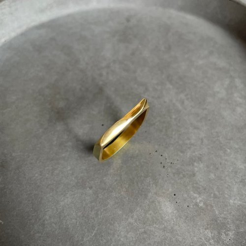 Right & Joy Design Studio 【Variety】D型黃銅造型戒指 -浪花