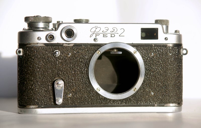FED-2 rangefinder film camera 35 mm M39 mount USSR body Type C late - 相機/拍立得/底片相機 - 其他金屬 銀色