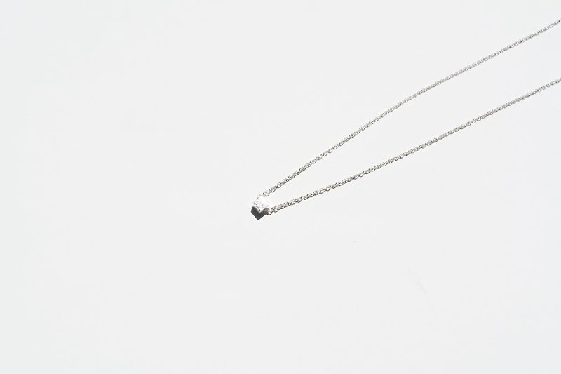 "Classic Series" brushed silver single small box fine clavicle chain - Collar Necklaces - Gemstone 