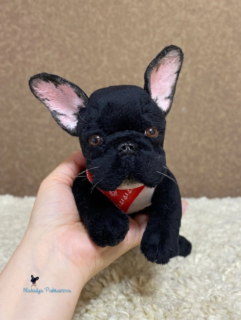 黑色法国斗牛犬小狗逼真的玩具 - 公仔/玩偶 - 聚酯纖維 白色