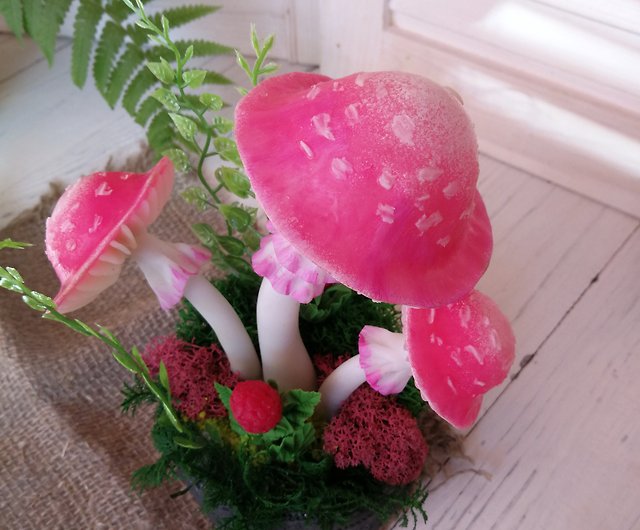 伊藤まさこさん* mushroom ornament ❀** 小さ目 ピンク キノコさん ...