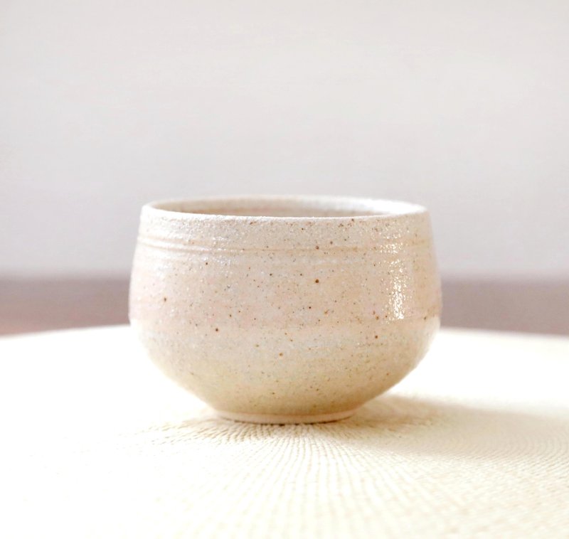 白陶土と藁灰釉のお湯のみ １ - 茶壺/茶杯/茶具 - 陶 卡其色