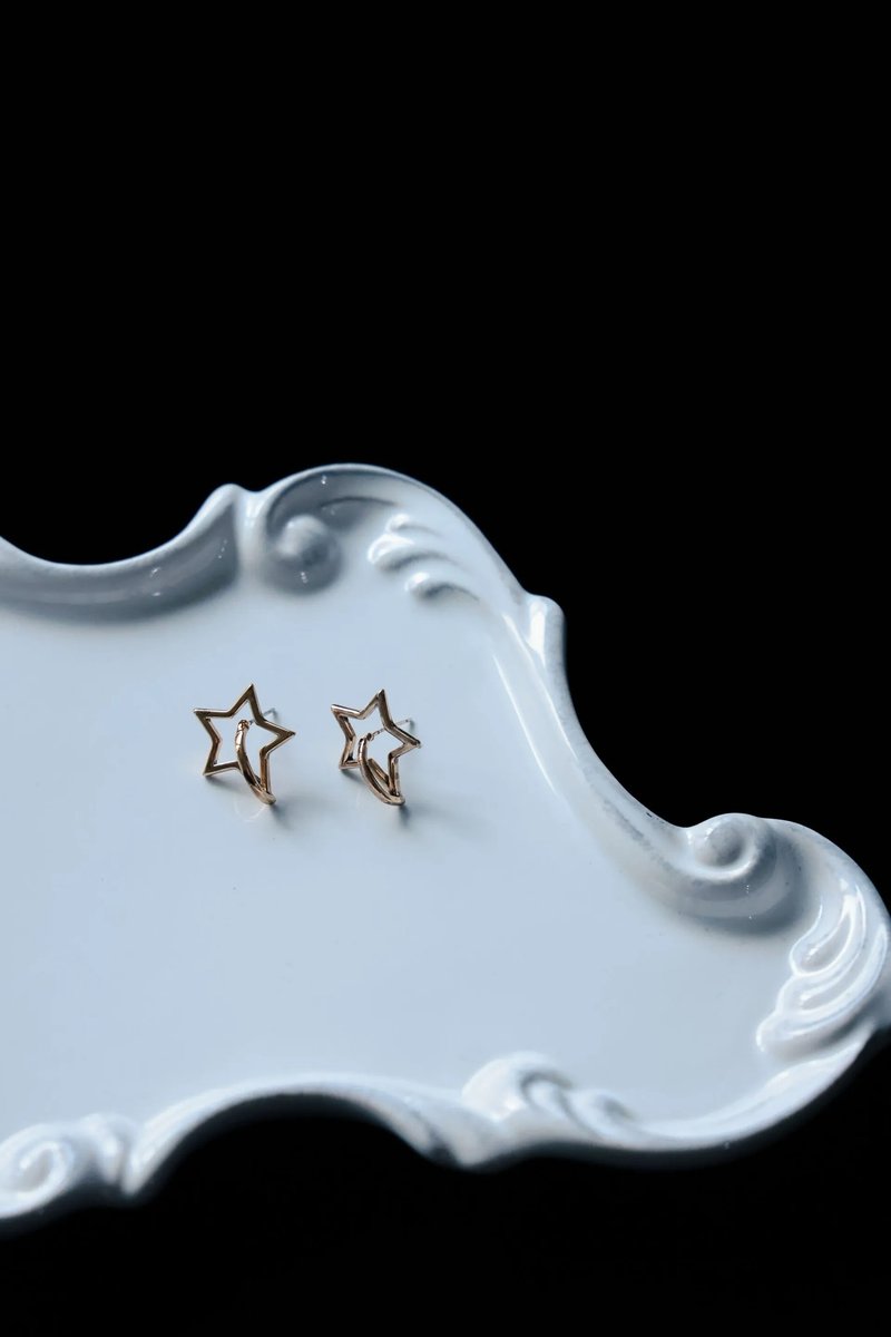 COR-DATE / UNISEX / Star Line Earrings - ต่างหู - โลหะ 