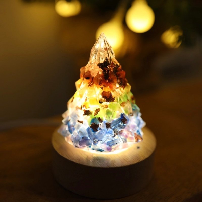 【聖誕節禮物】彩虹脈輪銅箔聖誕樹小夜燈-奧剛能量樹寶石 - 燈具/燈飾 - 半寶石 多色