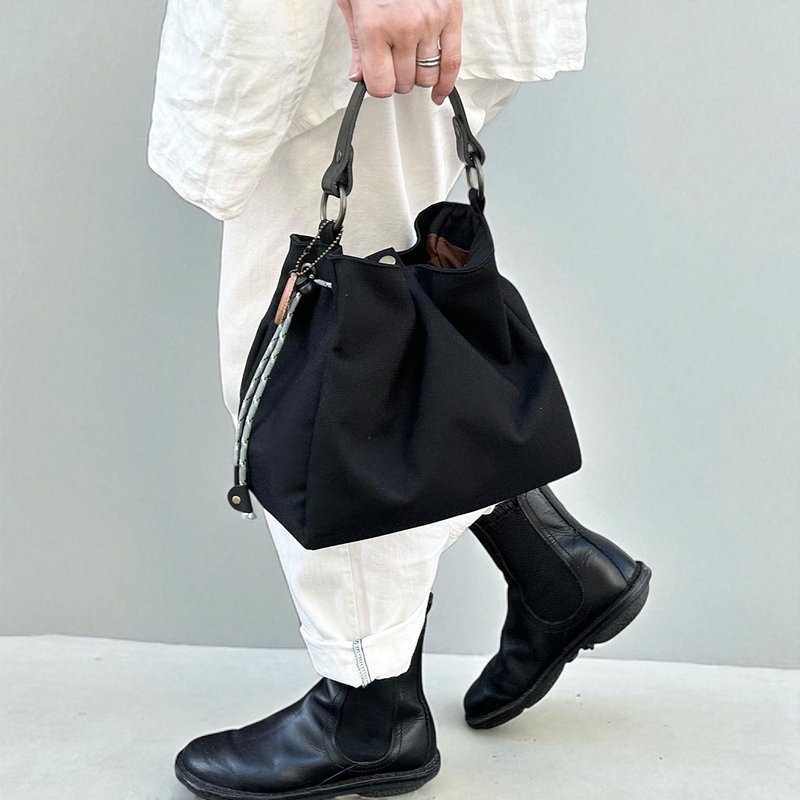 BALON　mini　ブラック×ブラック　CORDURA　撥水加工ナイロン素材バッグ - 側背包/斜背包 - 尼龍 黑色