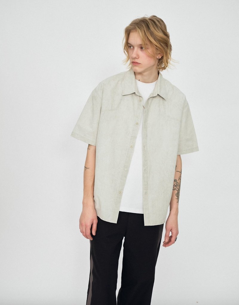 Japanese minimalist tie-dye structure ripped seam short-sleeved shirt - เสื้อเชิ้ตผู้ชาย - วัสดุอื่นๆ สีเทา