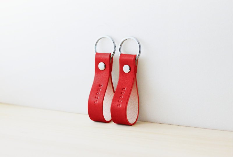 經典扁型皮革鑰匙圈 (一對) | 客製名字 | 蘋果紅 - 鑰匙圈/鑰匙包 - 真皮 紅色